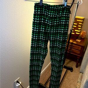 30.  LulaRoe Leggings size is one size